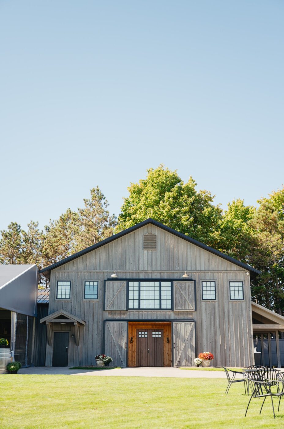 Verterra Winery wedding venue with rustic barn and outdoor seating.